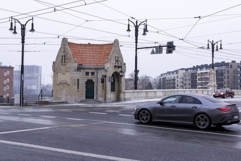 Mosty Pomorskie oddane do użytku dla pieszych i kierowców po trzyletnim remoncie