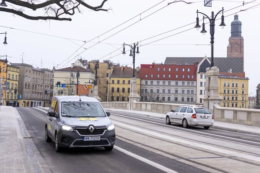 Mosty Pomorskie oddane do użytku dla pieszych i kierowców po trzyletnim remoncie