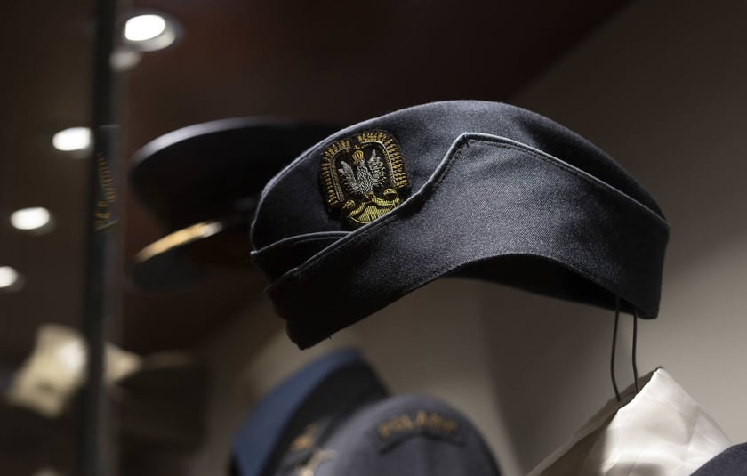 Broń, umundurowanie i odznaki wojskowe z kolekcji Muzeum Militariów we Wrocławiu