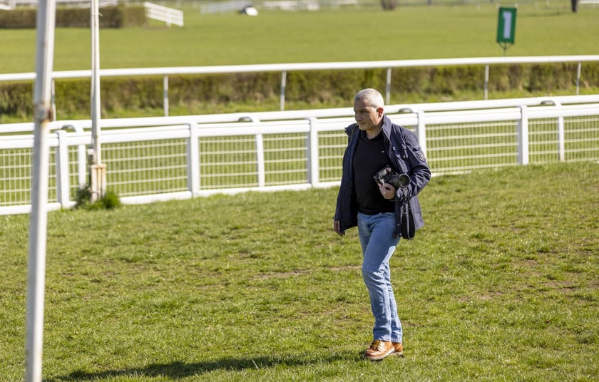 Wiktor Rzeżuchowski, fotograf, instruktor jazdy konnej