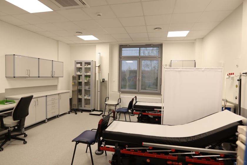 Zdjęcie z oficjalnego otwarcia Ośrodka Żywienia Klinicznego w szpitalu przy ul. Koszarowej