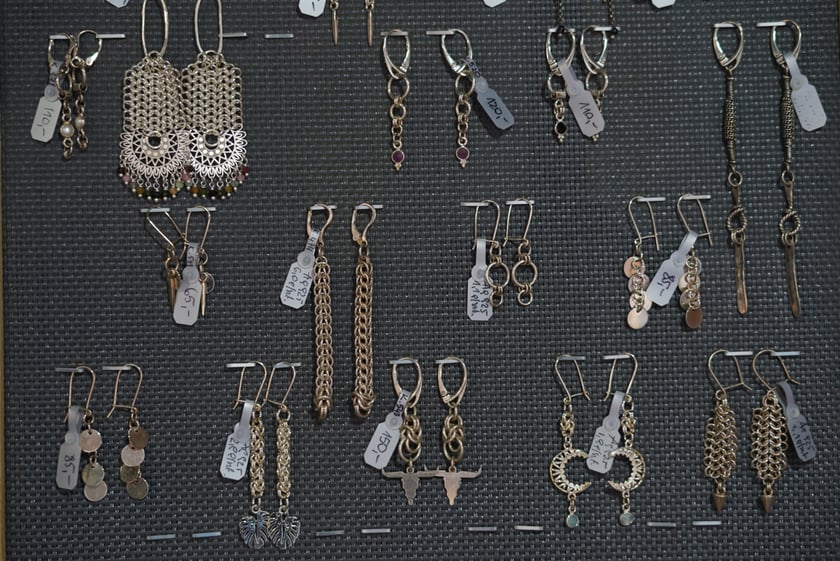 Jarmark Świętojański 2023 we Wrocławiu. Na zdjęciu produkty, które można kupić