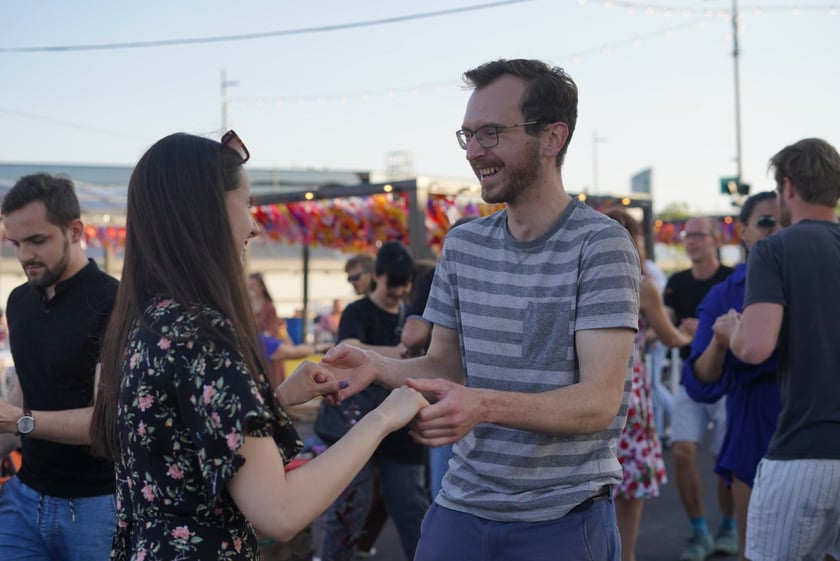 Potańcówka na Dachu ? rock?n?rollowe szaleństwo na szczycie Galerii Dominikańskiej