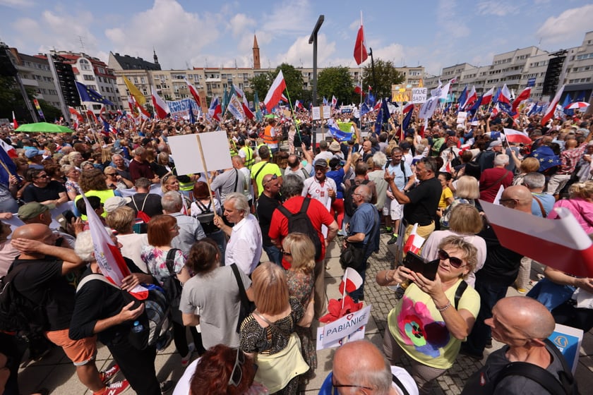 Wiec Donalda Tuska we Wrocławiu