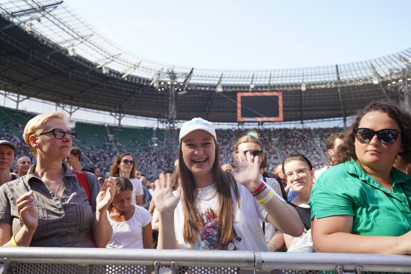Uczestnicy ChwałaMu 2023. Tarczyński Arena Wrocław