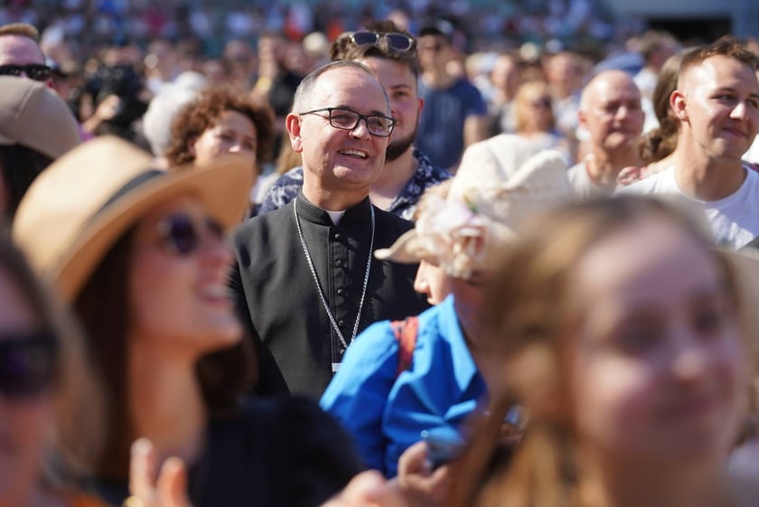 Uczestnicy ChwałaMu 2023. Tarczyński Arena Wrocław