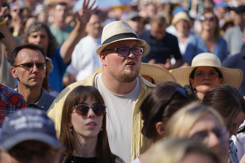 Uczestnicy ChwałaMu 2023. Tarczyński Arena Wrocław