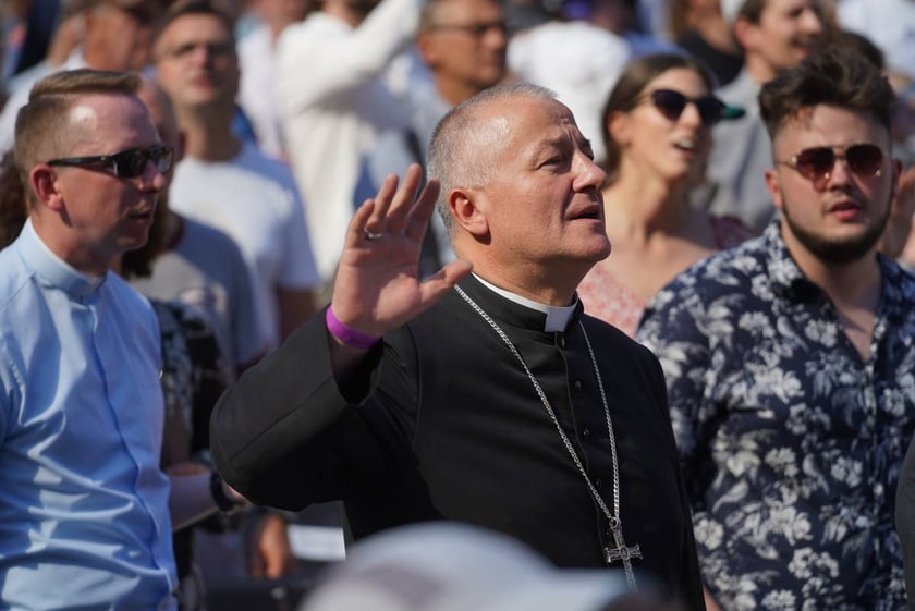 Uczestnicy ChwałaMu 2023. Tarczyński Arena Wrocław