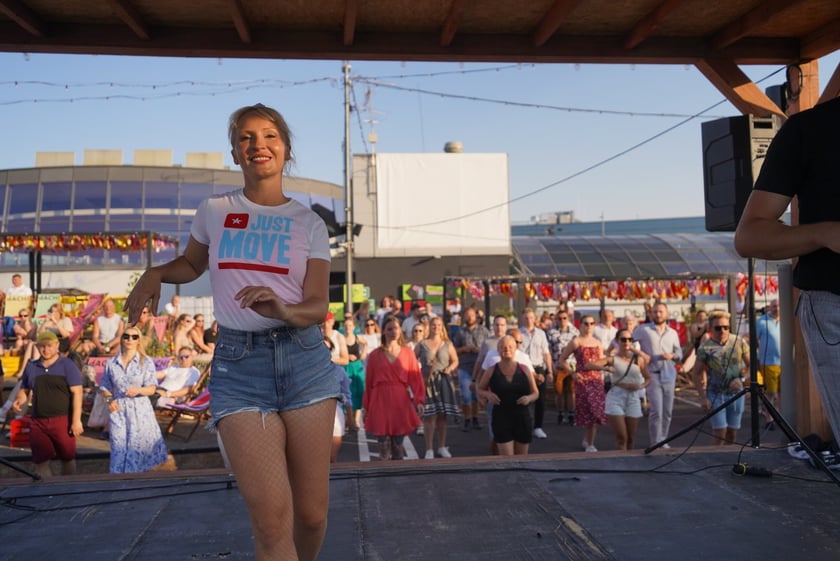 Potańcówka na Dachu ? rozgrzewające rytmy latino na szczycie Galerii Dominikańskiej