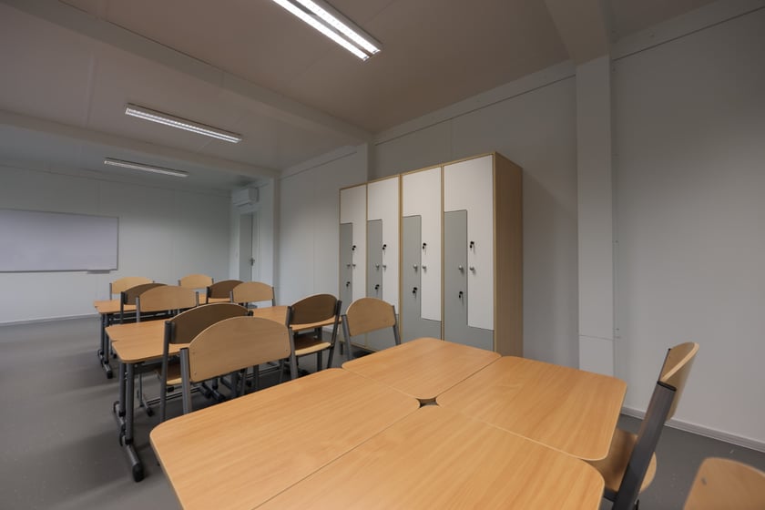 Nowa Publiczna Szkoła Podstawowa Specto przy ul. Lubelskiej 95a na Maślicach