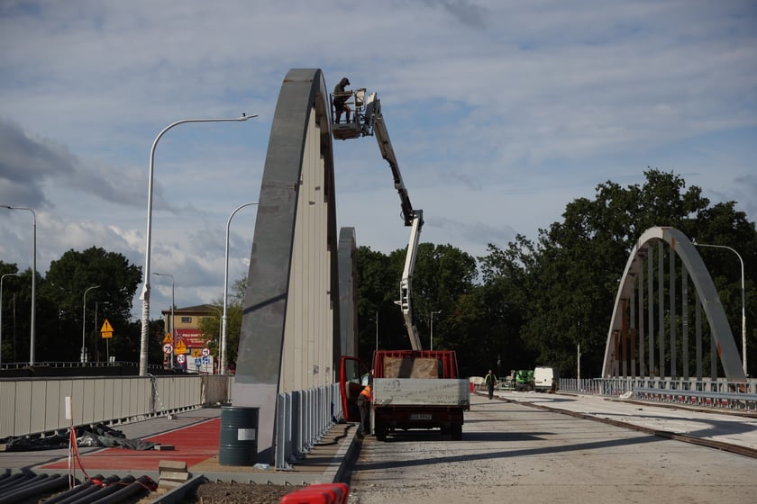 Mosty Chrobrego w dniu próby obciążeniowej (8 sierpnia 2023 r.)