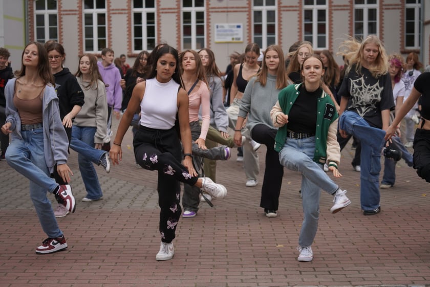 IV Liceum Ogólnokształcące przy ul. Świstackiego świętuje 75. urodziny.
