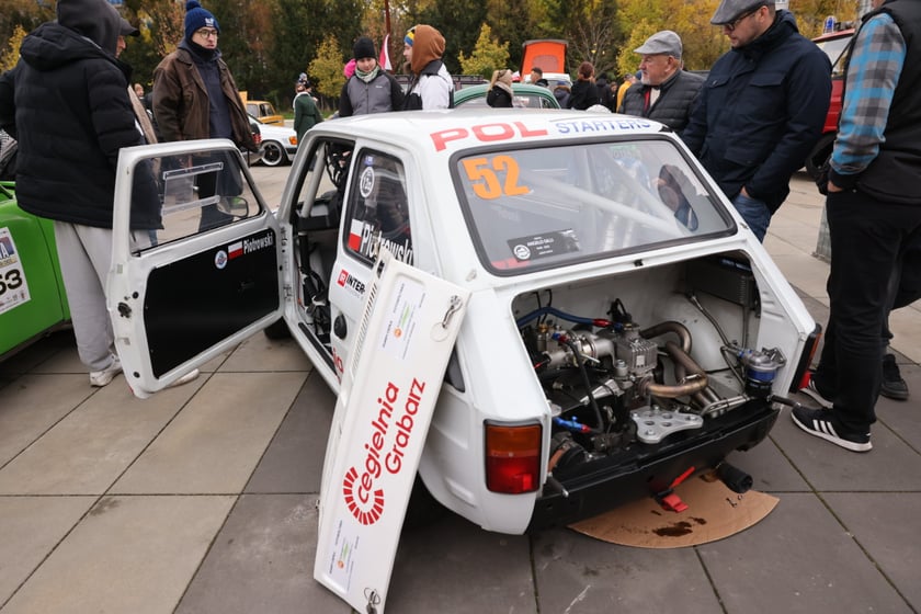 Zlot motoryzacyjnych klasyków pod Zajezdnią, 12 listopada 2023