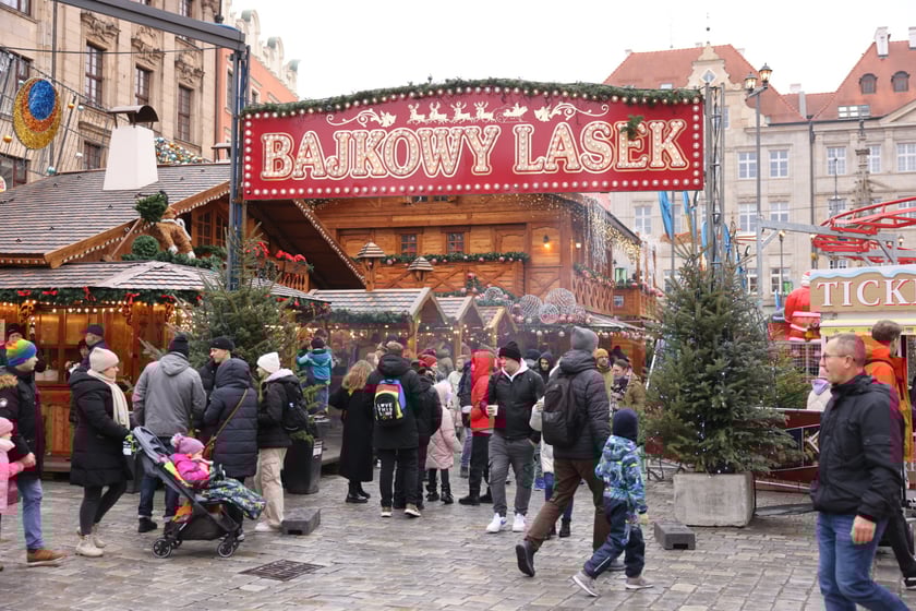 Jarmark Bożonarodzeniowy we Wrocławiu w drugi dzień świąt