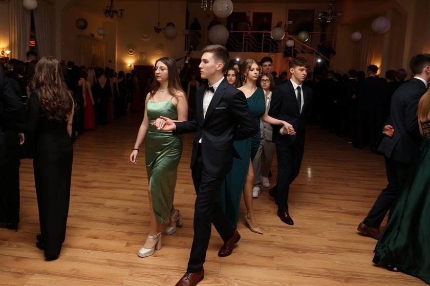 Studniówka Elektronicznych Zakładów Naukowych we Wrocławiu