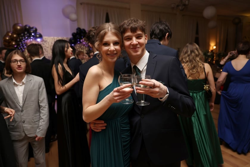 Studniówka Elektronicznych Zakładów Naukowych we Wrocławiu