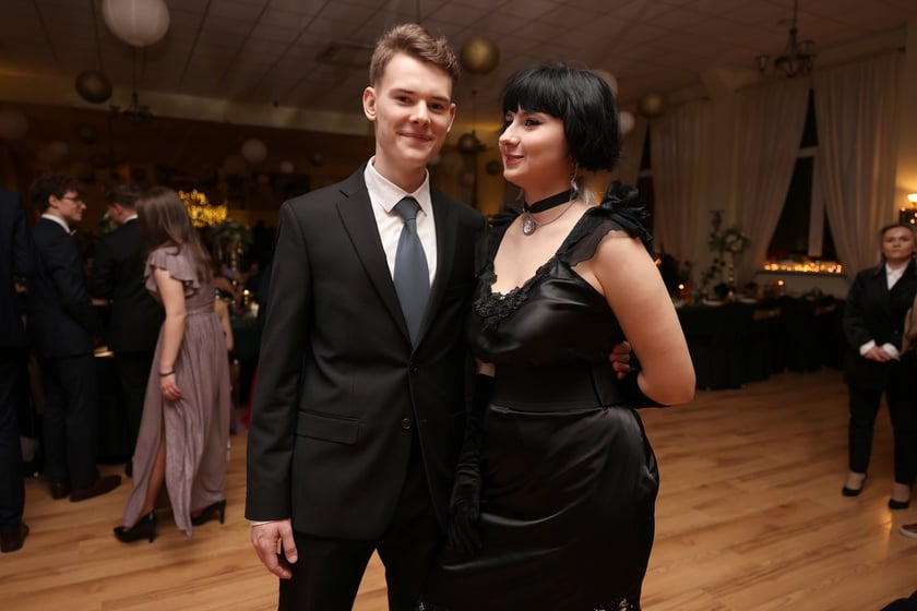 Studniówka Elektronicznych Zakładów Naukowych we Wrocławiu