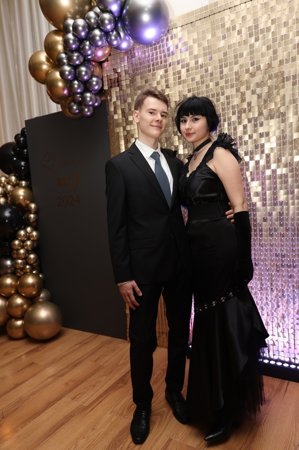 Studniówka Elektronicznych Zakładów Naukowych we Wrocławiu