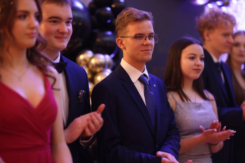 Studniówka Elektronicznych Zakładów Naukowych we Wrocławiu