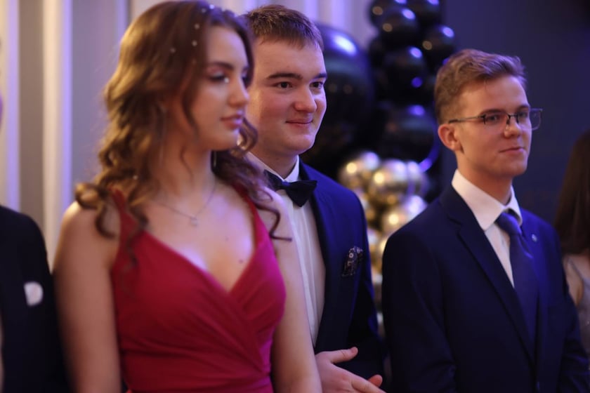 Studniówka Elektronicznych Zakładów Naukowych we Wrocławiu