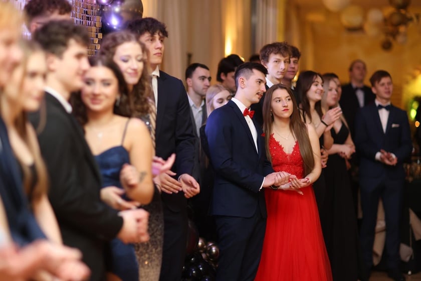 Studniówka Elektronicznych Zakładów Naukowych we Wrocławiu