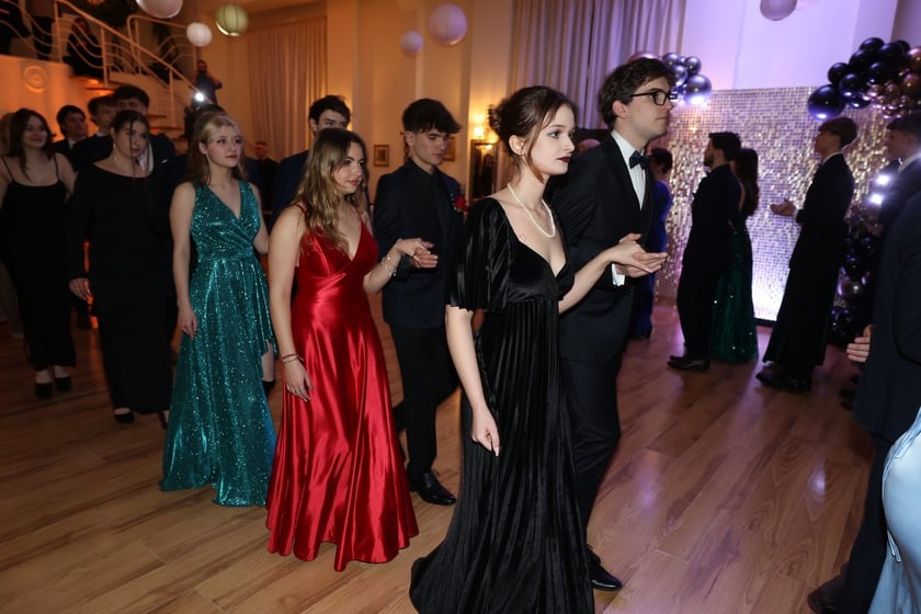 Studniówka Elektronicznych Zakładów Naukowych we Wrocławiu