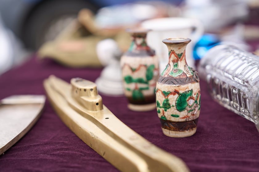 Giełda staroci pod Halą Stulecia 27.01.2024