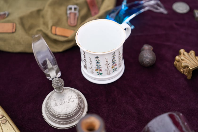 Giełda staroci pod Halą Stulecia 27.01.2024