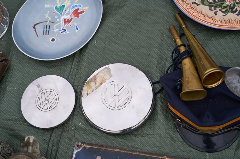 Giełda staroci pod Halą Stulecia 27.01.2024