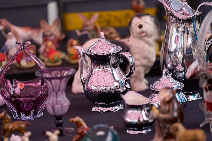 Giełda staroci pod Halą Stulecia 27.01.2024