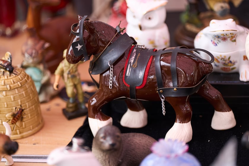 Giełda staroci pod Halą Stulecia 27.01.2024