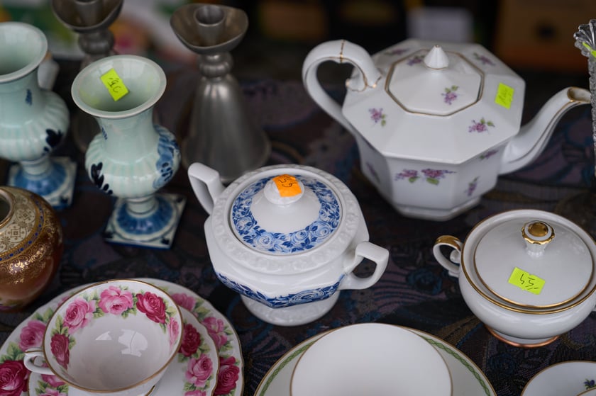 Giełda staroci pod Halą Stulecia 27.01.2024