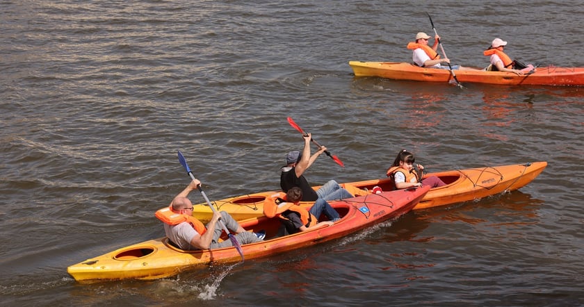 Sezon żeglugowy na Odrze. Statki, łodzie i kajaki na Odrze we Wrocławiu