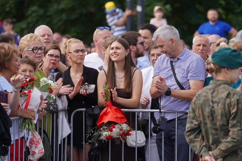 Promocja oficerska na placu Wolności we Wrocławiu