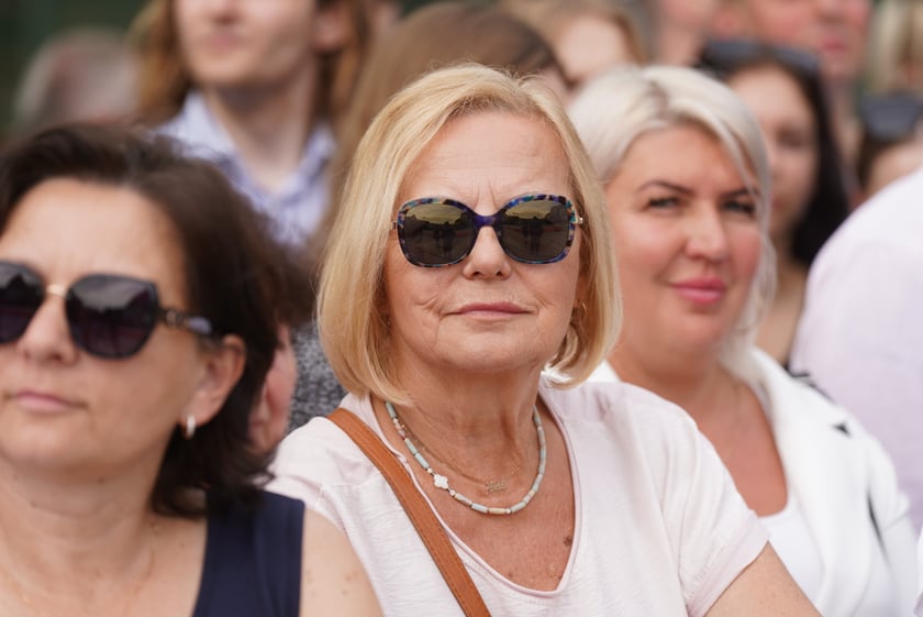 Promocja oficerska na placu Wolności we Wrocławiu