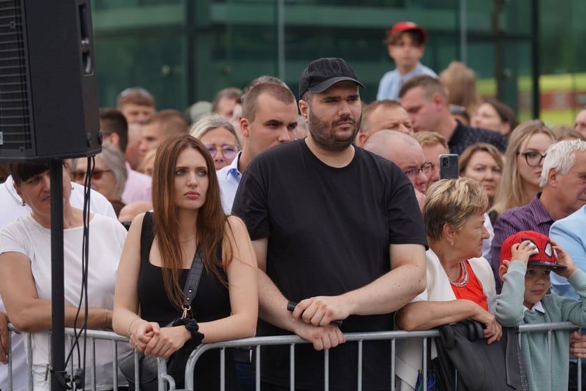 Promocja oficerska na placu Wolności we Wrocławiu