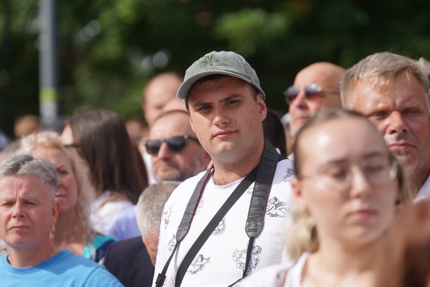 Promocja oficerska na placu Wolności we Wrocławiu