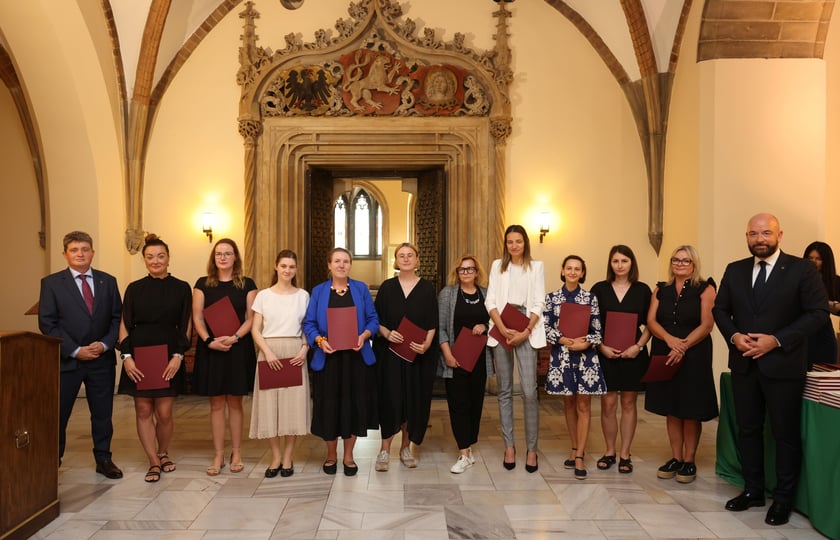 Nauczycielami mianowanymi zostało w sumie 273 nauczycielek i nauczycieli