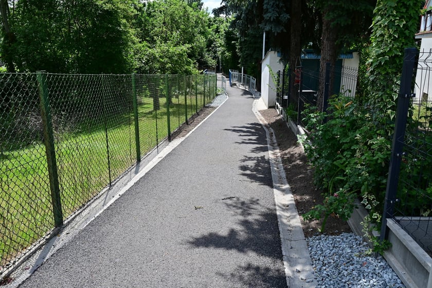 Czerwiec 2025 - przejście łączące Samborską ze Stanisławowską po remoncie