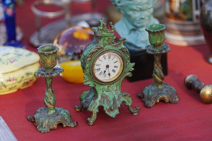 Giełda staroci przy Hali Stulecia - 23-24 listopada