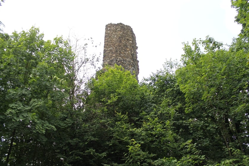 Odwiedź cztery niezwykłe wieże widokowe Wzgórz Włodzickich