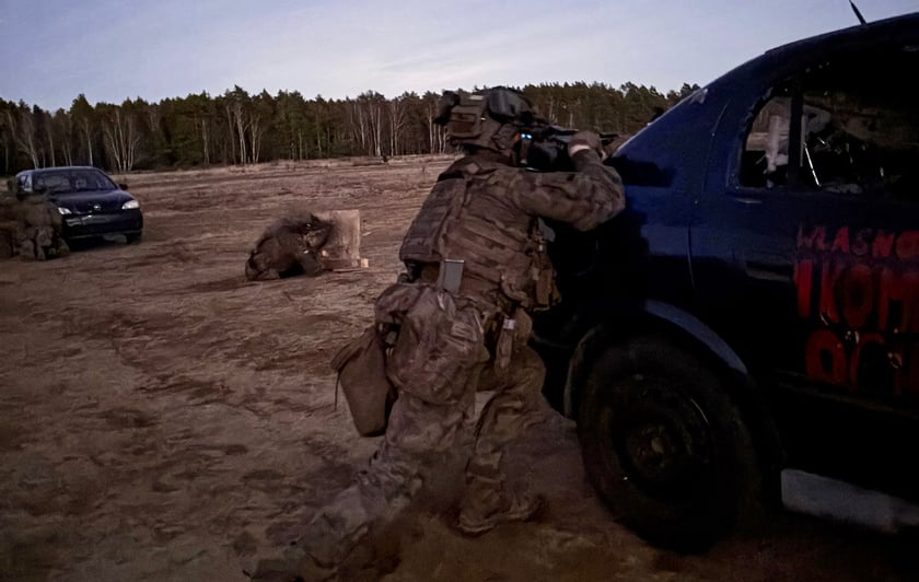 Szkolenie ogniowe żołnierzy 1. Kompanii Ochrony Komendy Obsługi Lotniska Wrocław