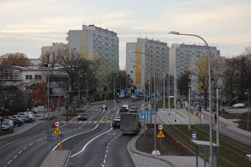 Ulica Powowicka pierwszego dnia po remoncie