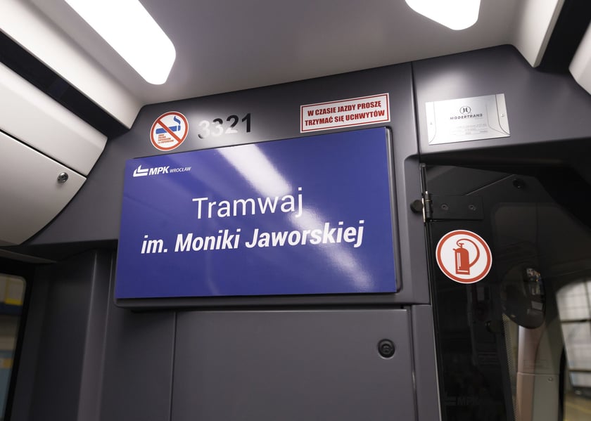 Uroczystość nadania imienia Moniki Jaworskiej tramwajowi wrocławskiego MPK