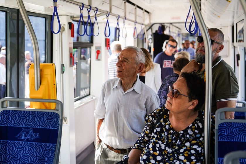 Uroczystość nadania tramwajowi imienia Ryszarda Szurkowskiego, 7 sierpnia 2024, zajezdnia Borek