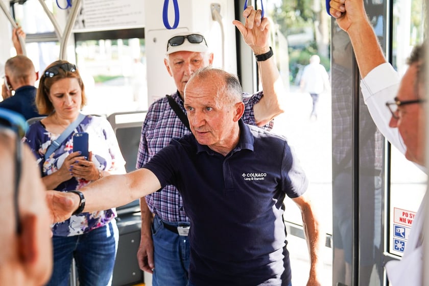 Uroczystość nadania tramwajowi imienia Ryszarda Szurkowskiego, 7 sierpnia 2024, zajezdnia Borek