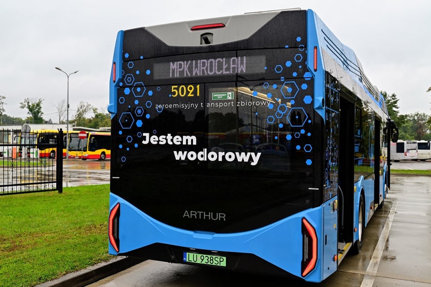 Autobus wodorowy marki Arthur na testach w MPK Wrocław