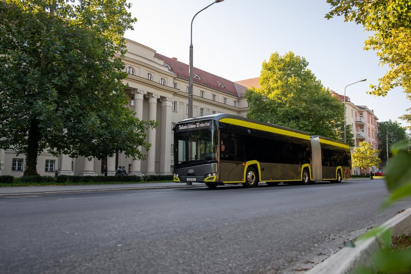 Tak autobusy Solaris Urbino electric prezentują się w różnych europejskich miastach
