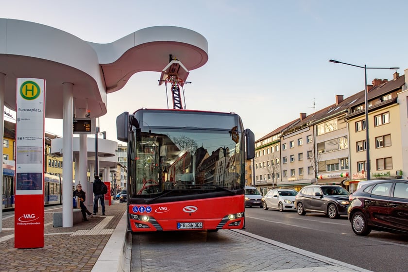 Tak autobusy Solaris Urbino electric prezentują się w różnych europejskich miastach