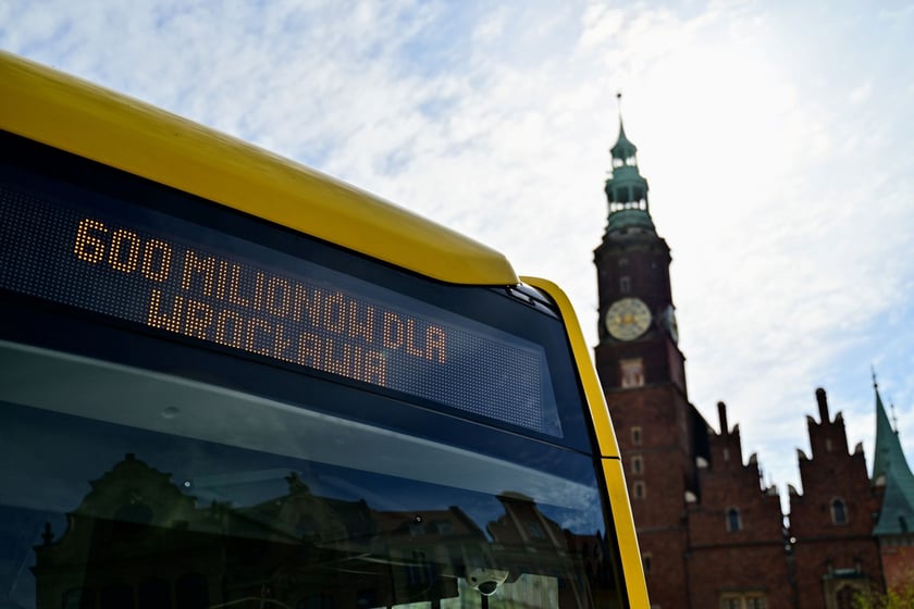 Konferencja prasowa poświęcona dotacji dla MPK Wrocław